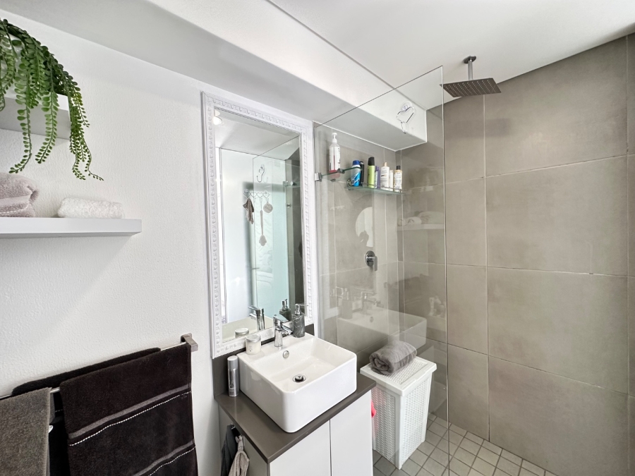 2 Bedroom Property for Sale in Island View Western Cape